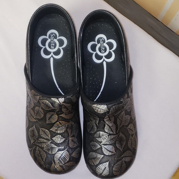 Sanita  Clogs Silver Bronze Metallic Leaf - Picture 12 of 16